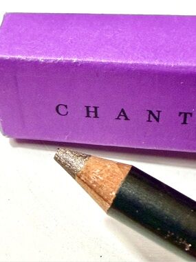 Chantecaille Gel Liner Pencil • Geode
• dual end eyeliner • Discontinued • New